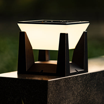 Solar-powered outdoor lighting, garden and courtyard light, pillar light, solar wall light, desktop lamp