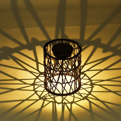 Solar-powered fun garden lights, lawn lights, outdoor waterproof rattan landscape courtyard lights, villa and homestay decorative lights.