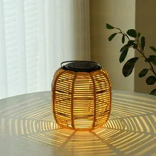 Solar-powered fun garden lights, lawn lights, outdoor waterproof rattan landscape courtyard lights, villa and homestay decorative lights.